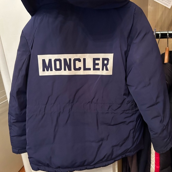 Moncler sz 5A blue warm down jacket. - Picture 3 of 10